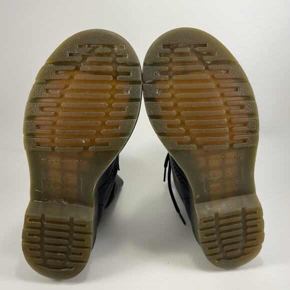 Dr Martens Doc Pascal Combat Boots Womens Size 6 Black Pebbled Leather 8-Eye - Picture 9 of 11